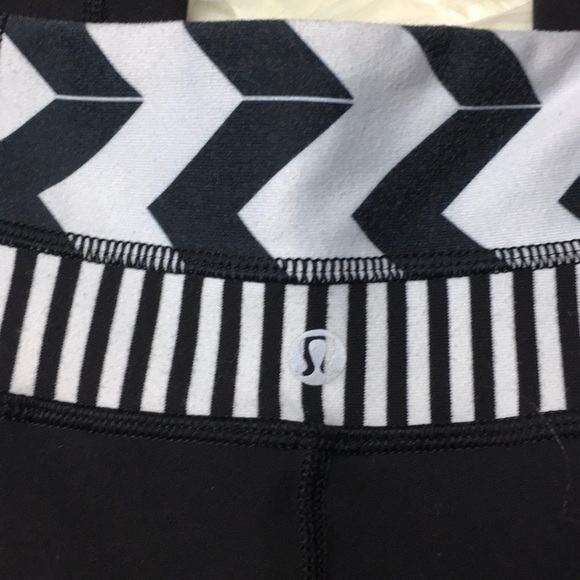 Lululemon Groove Black Arrow Stripe Flare Leg Pant - Picture 4 of 6